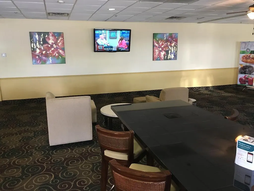 Hotel Quality Inn & Suites Winter Park Village Area Orlando