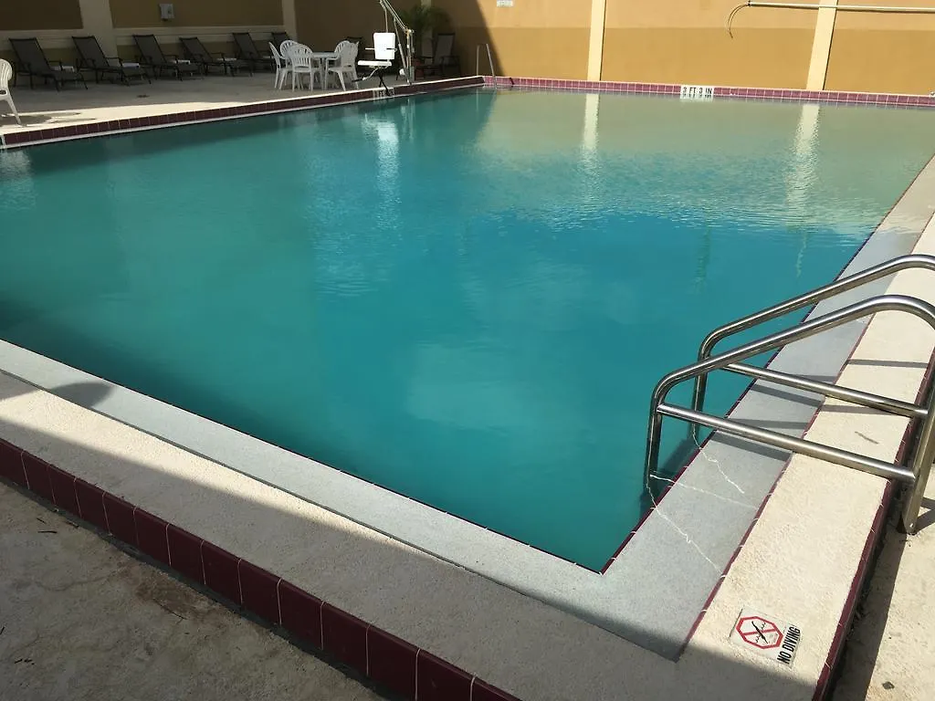 Quality Inn & Suites Winter Park Village Area Orlando