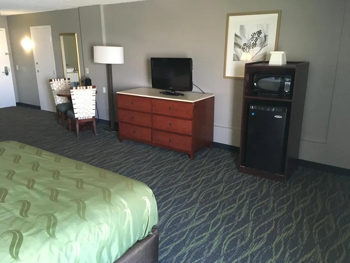 Quality Inn & Suites Winter Park Village Area Orlando Hotel