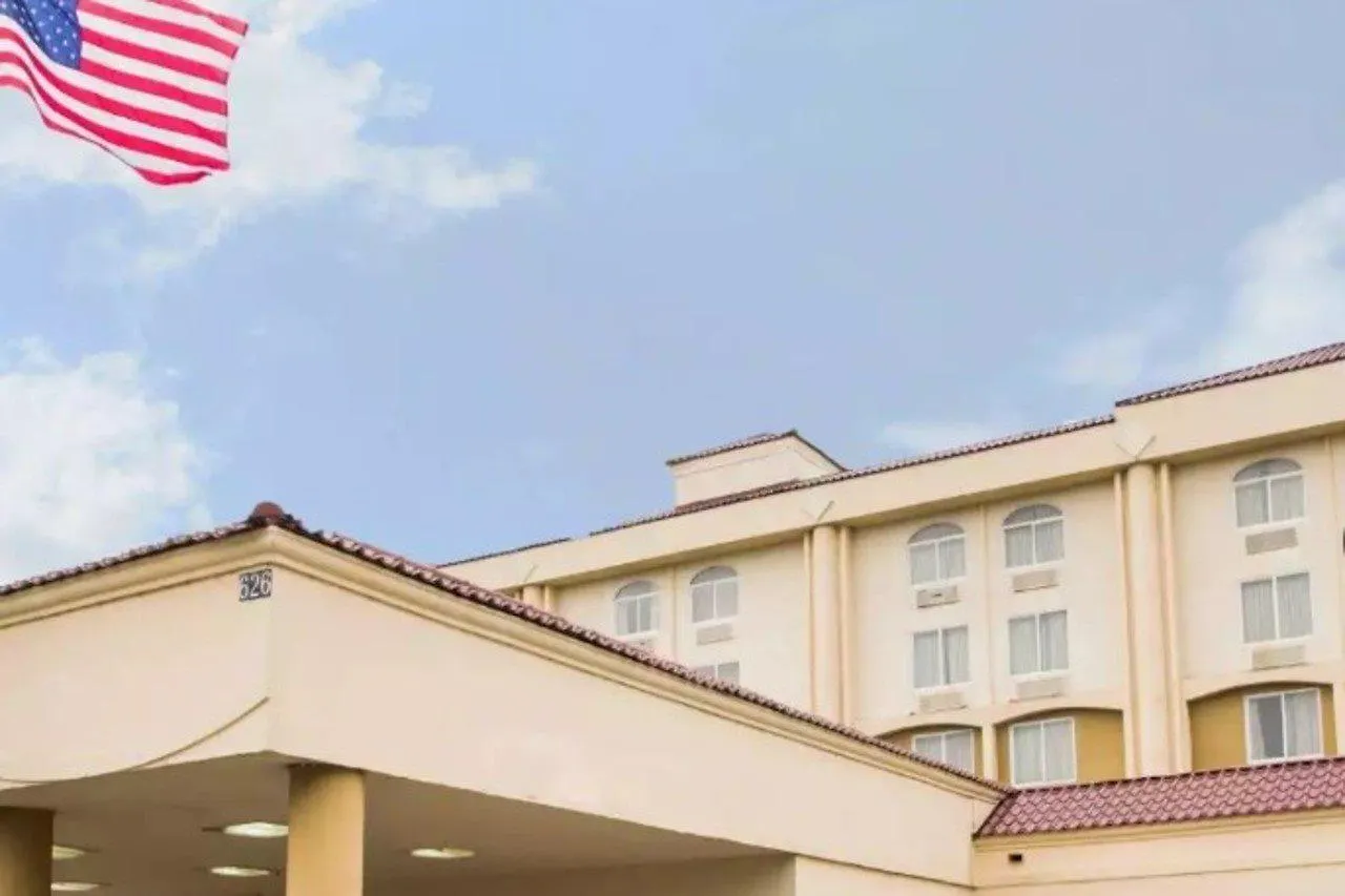 Quality Inn & Suites Winter Park Village Area Орландо 2*,  США
